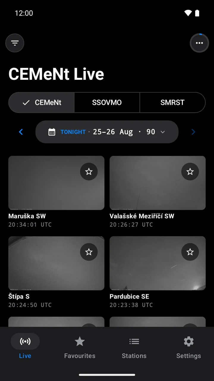Mřížka záznamů v aplikaci CEMeNt Live pro Android.